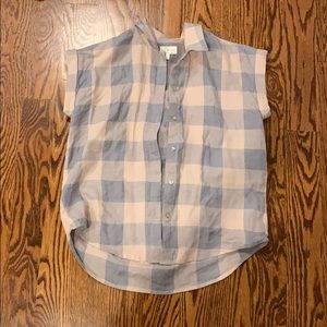 A button down short sleeve shirt